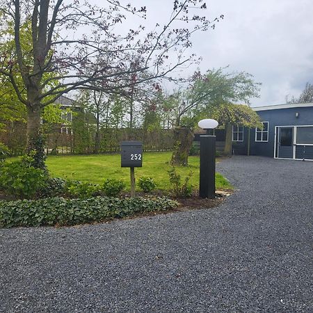 Luxe Bloemenzicht 4 Personen, Bnb, 10 Minuten Van Zee Breezand Exterior foto